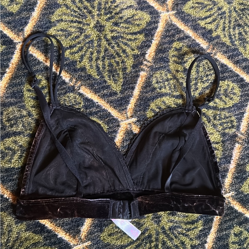 Xhilaration Black Velvet Lace Bralette - Picture 3 of 5